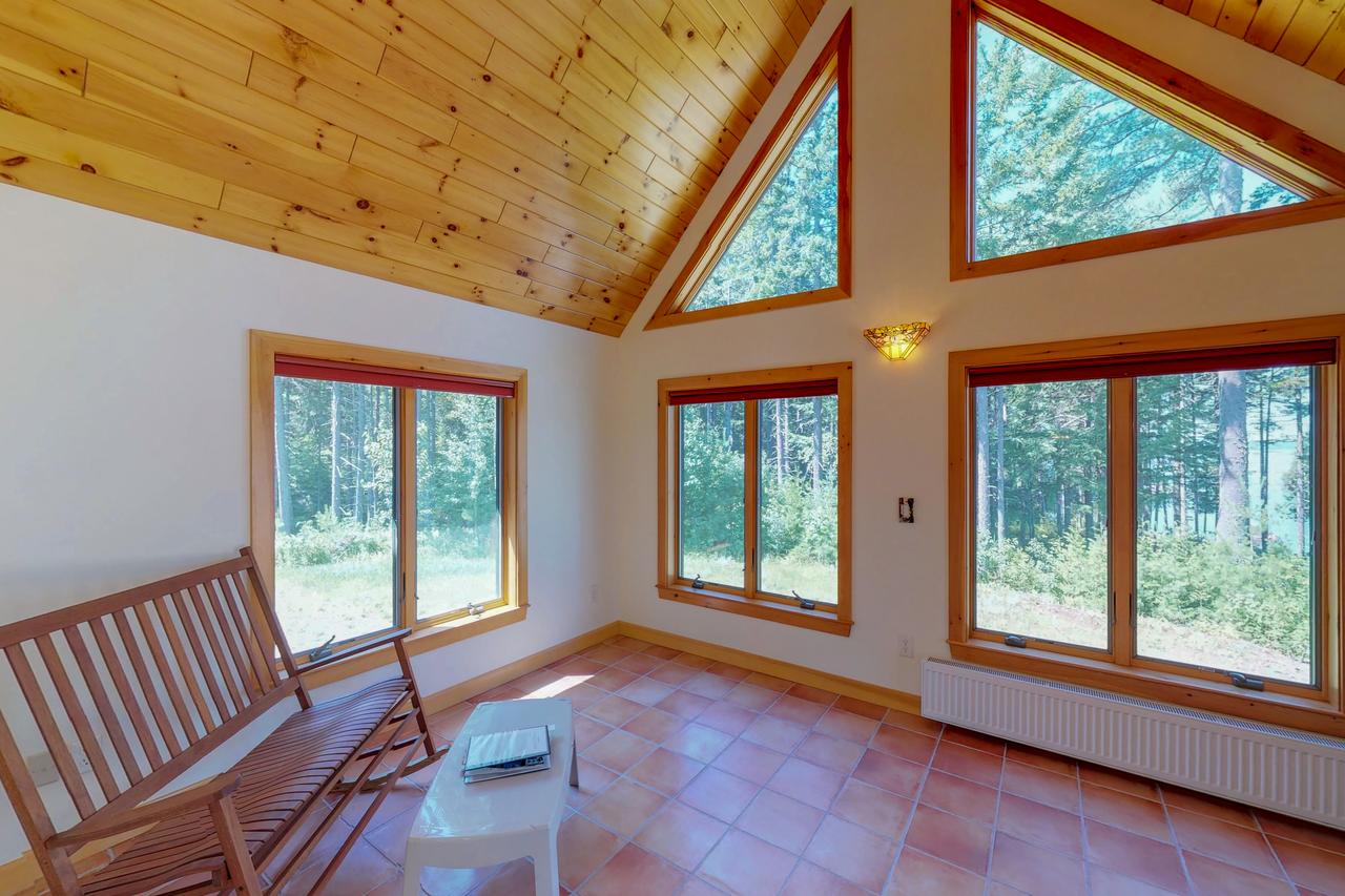 Beaver Cove Relaxation - thumb 12