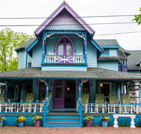 Narragansett House - Accommodation Los Angeles