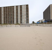 Marigot Beach Suites  Oceanfront - Accommodation Los Angeles