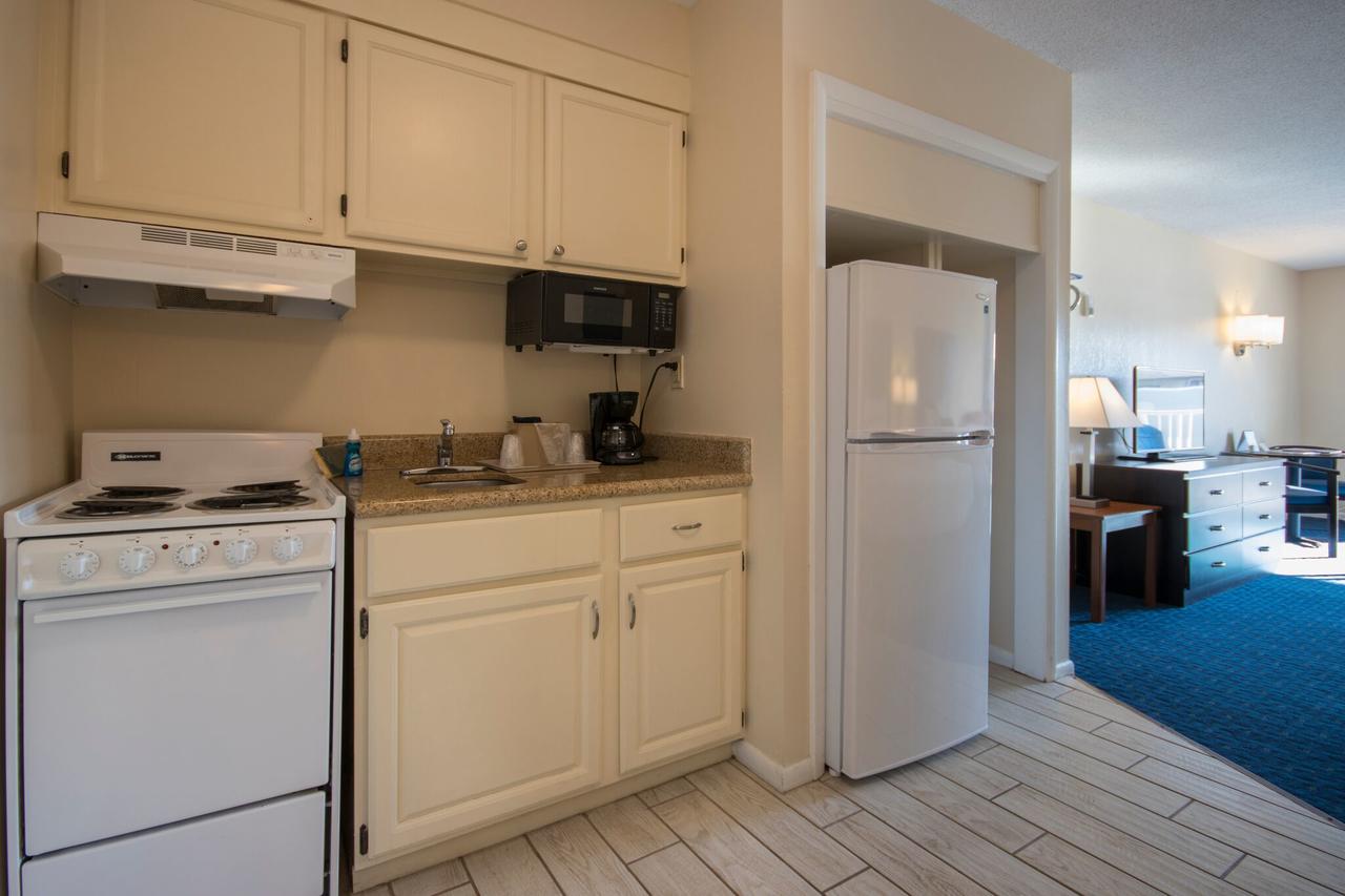 Atlantic Oceanfront Inn - thumb 12