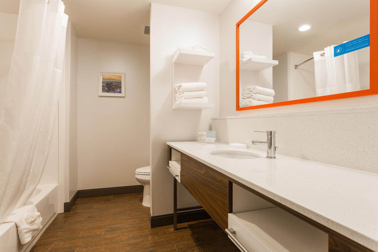 Hampton Inn Cumberland - thumb 3