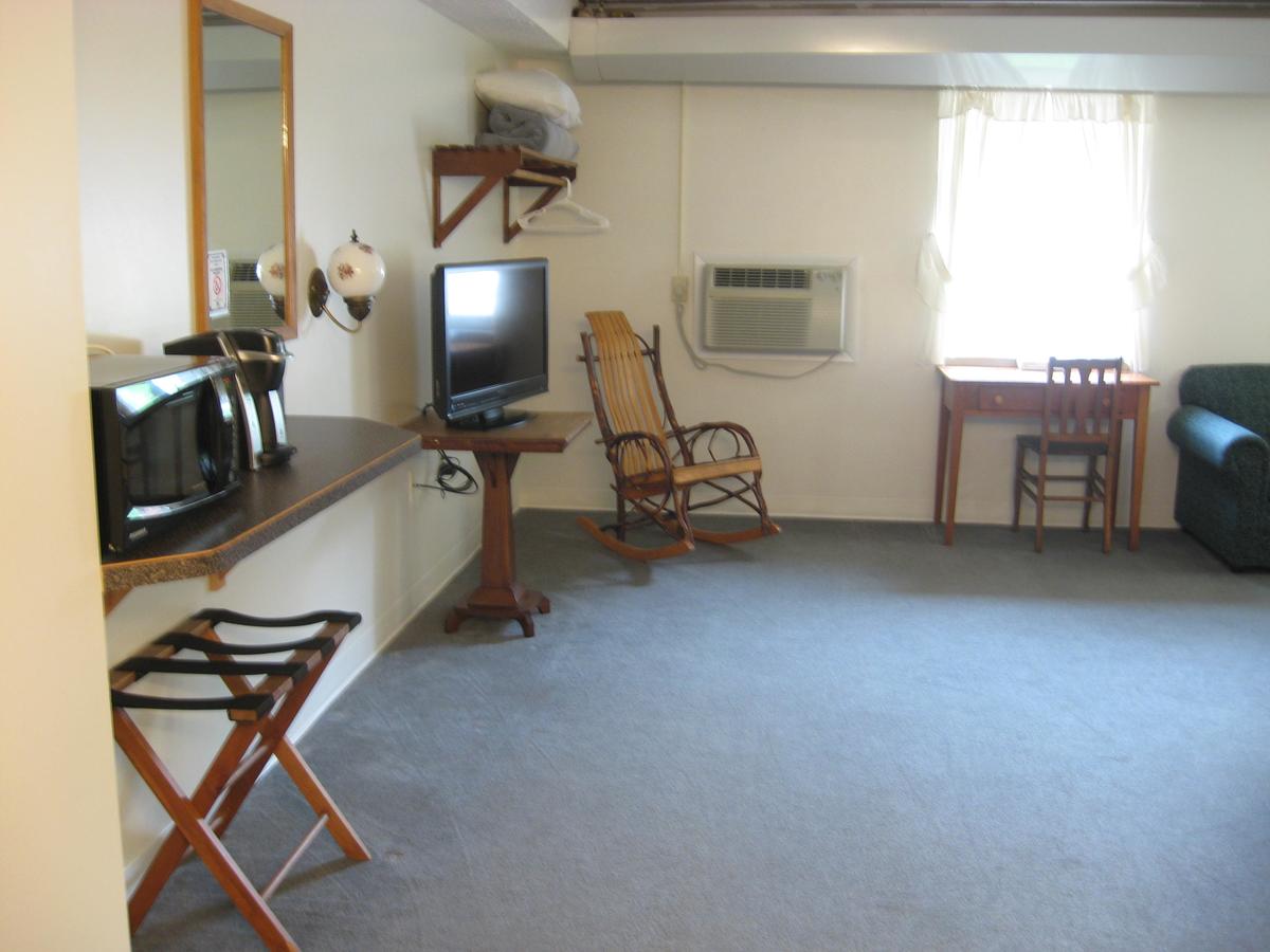 Casselman Inn - thumb 8