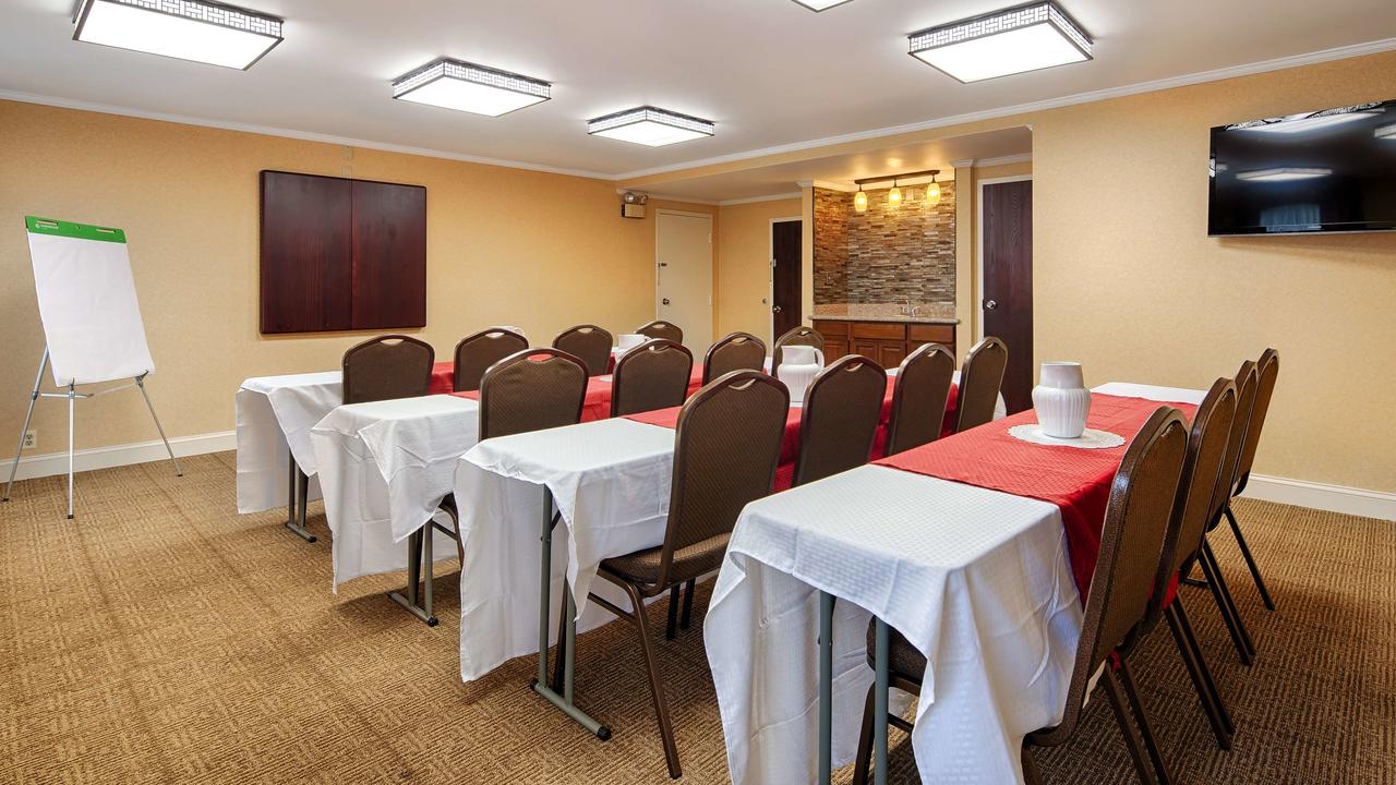 Best Western Salisbury Plaza - thumb 11