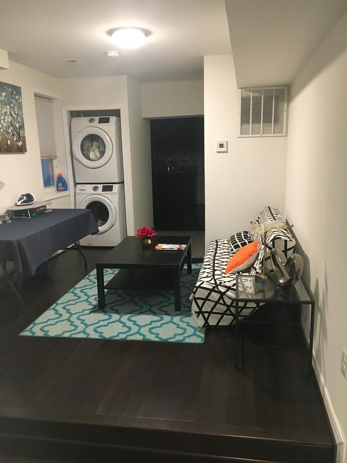 Cozy Rowhouse Next JHH - thumb 0
