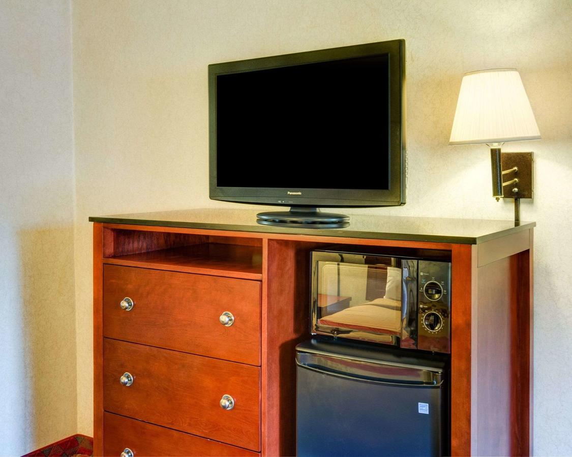 Econo Lodge By University - thumb 5