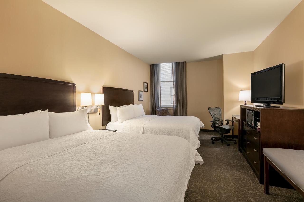 Hampton Inn & Suites Baltimore Inner Harbor - thumb 6