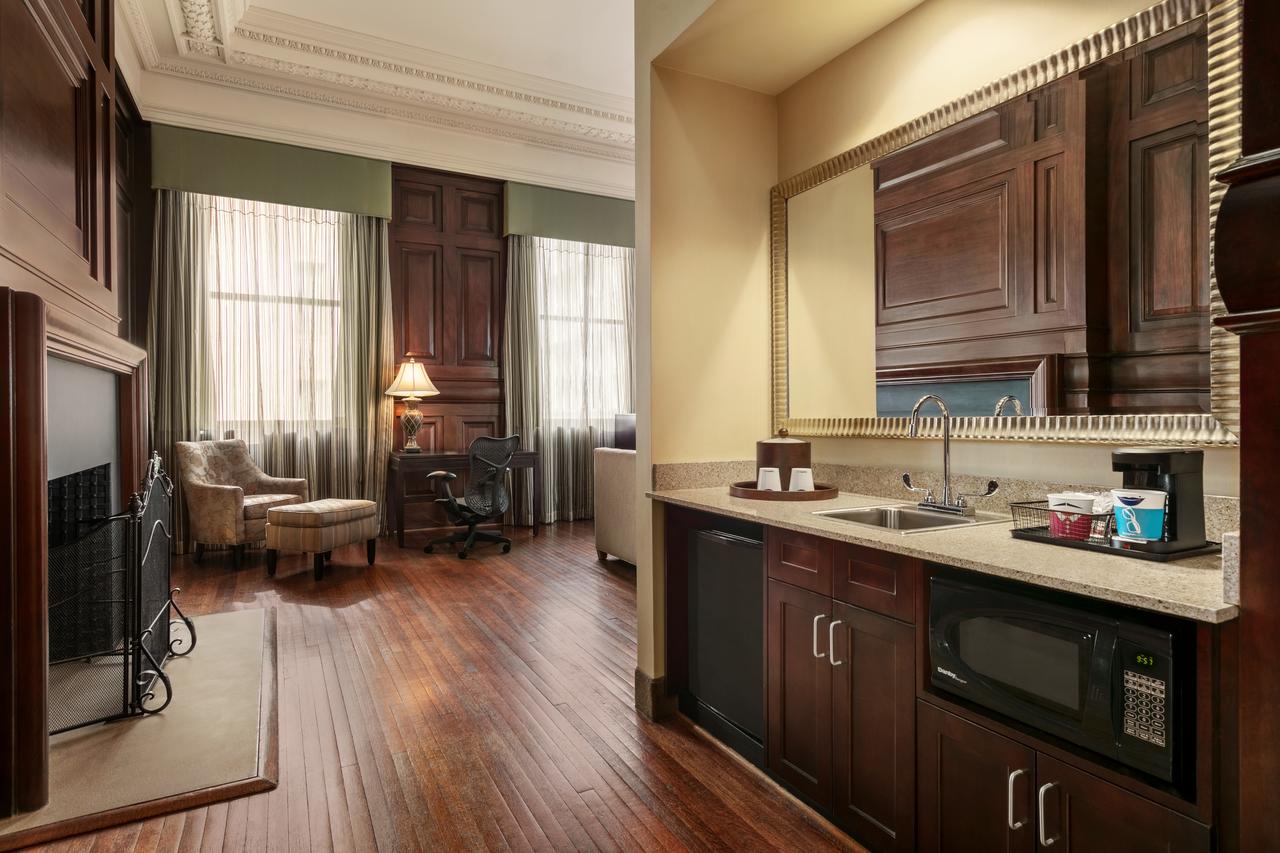 Hampton Inn & Suites Baltimore Inner Harbor - thumb 17