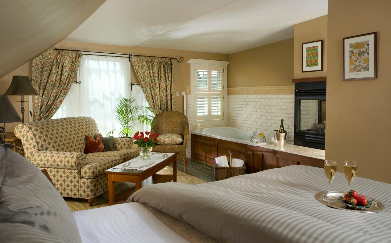 Lake Pointe Inn - thumb 1