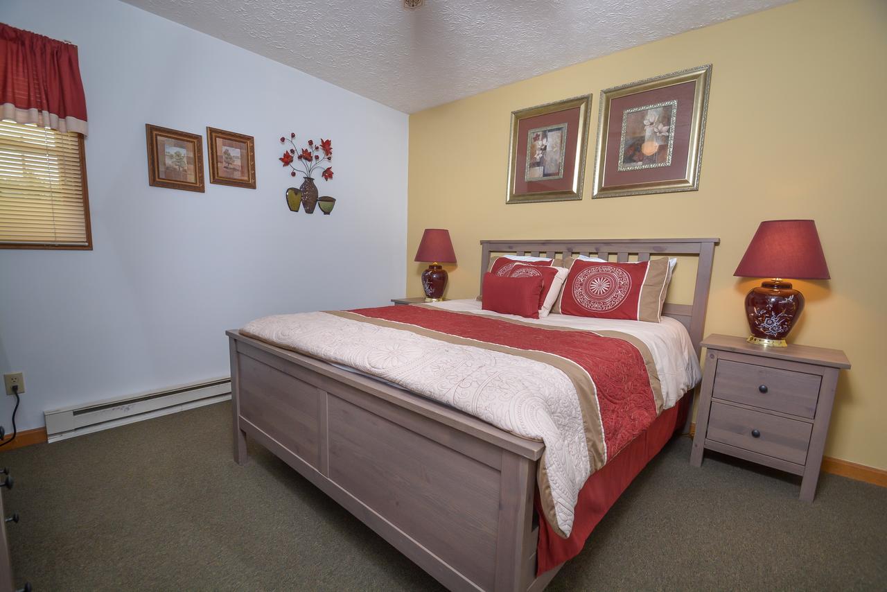 Landmark Village #1 Three-Bedroom Holiday Home - thumb 13