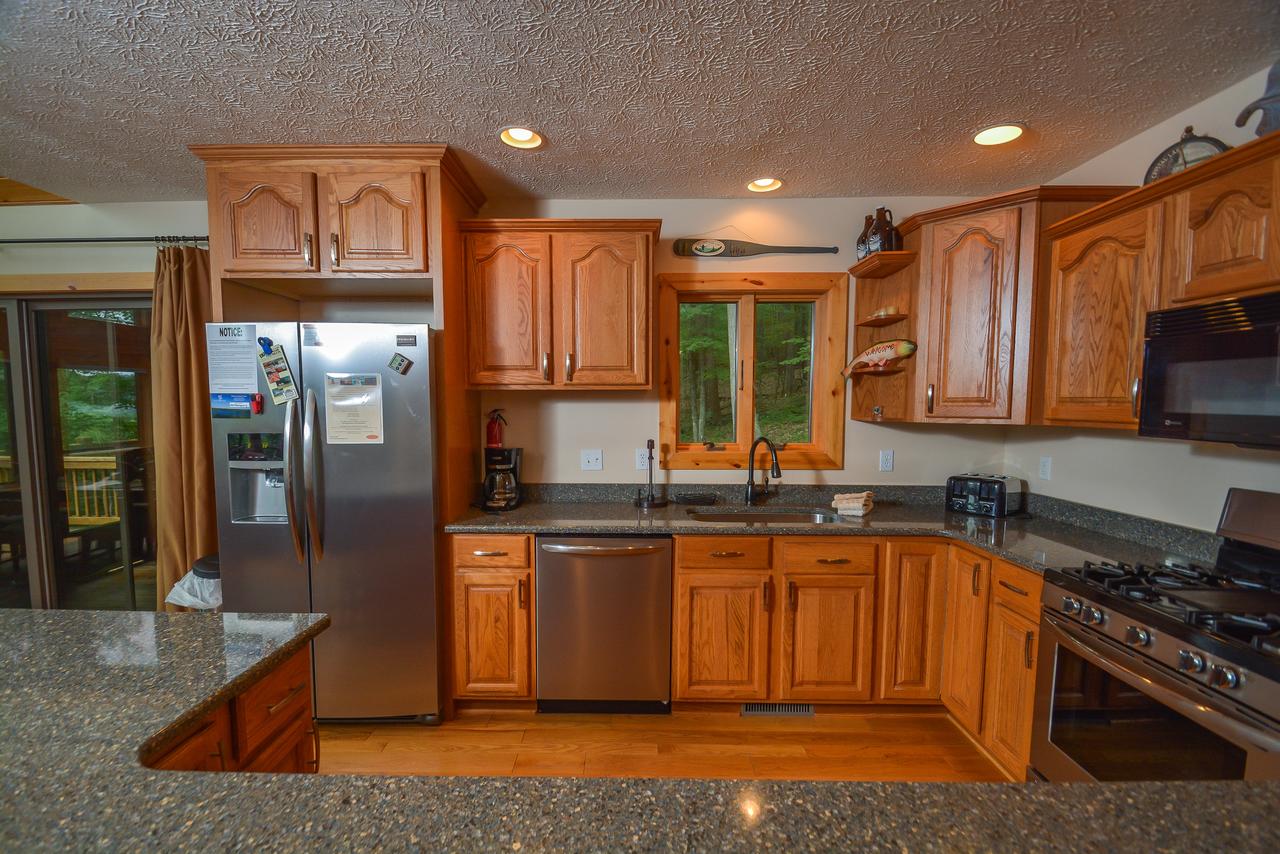 Hootenanny Five-Bedroom Holiday Home - thumb 26