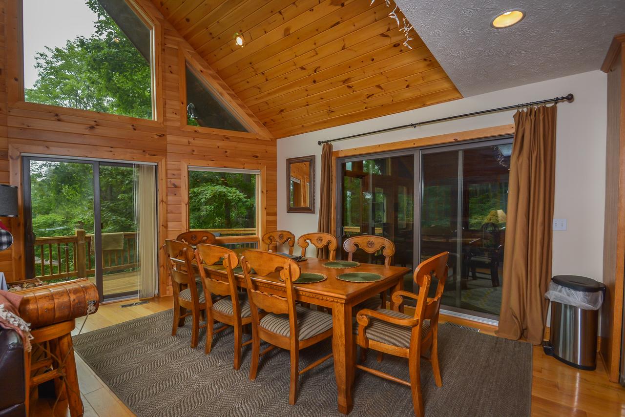 Hootenanny Five-Bedroom Holiday Home - thumb 29