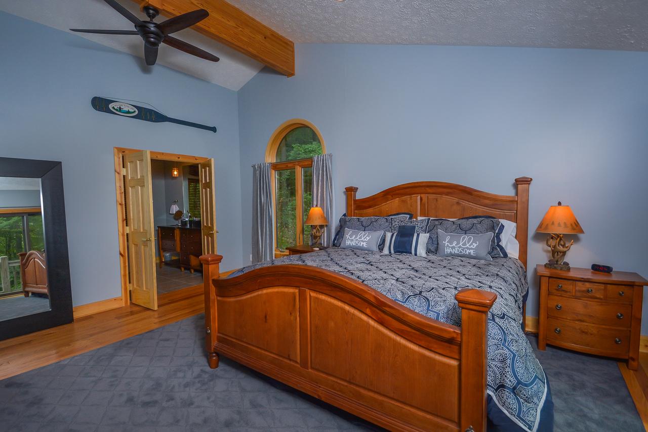 Hootenanny Five-Bedroom Holiday Home - thumb 18
