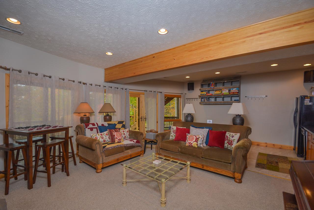 Hootenanny Five-Bedroom Holiday Home - thumb 14
