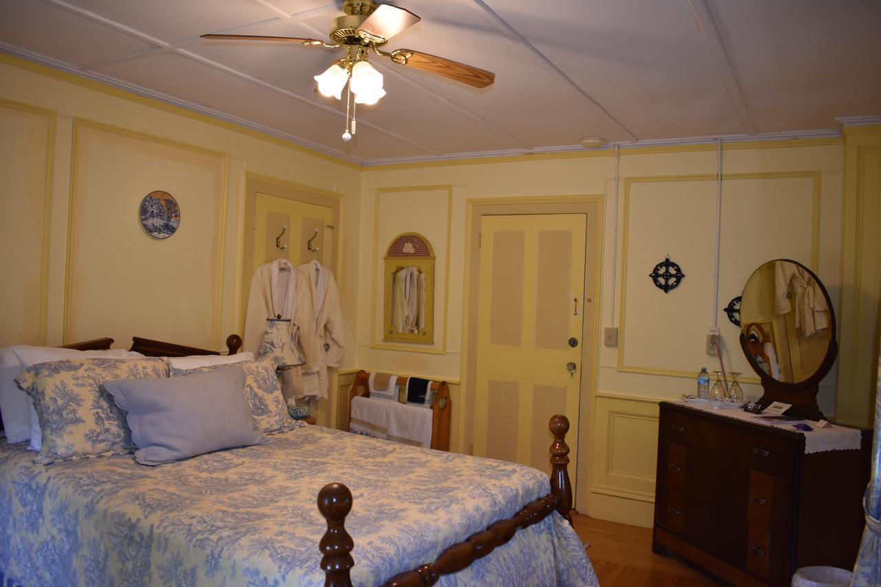 Harbour House Inn B&B - thumb 0