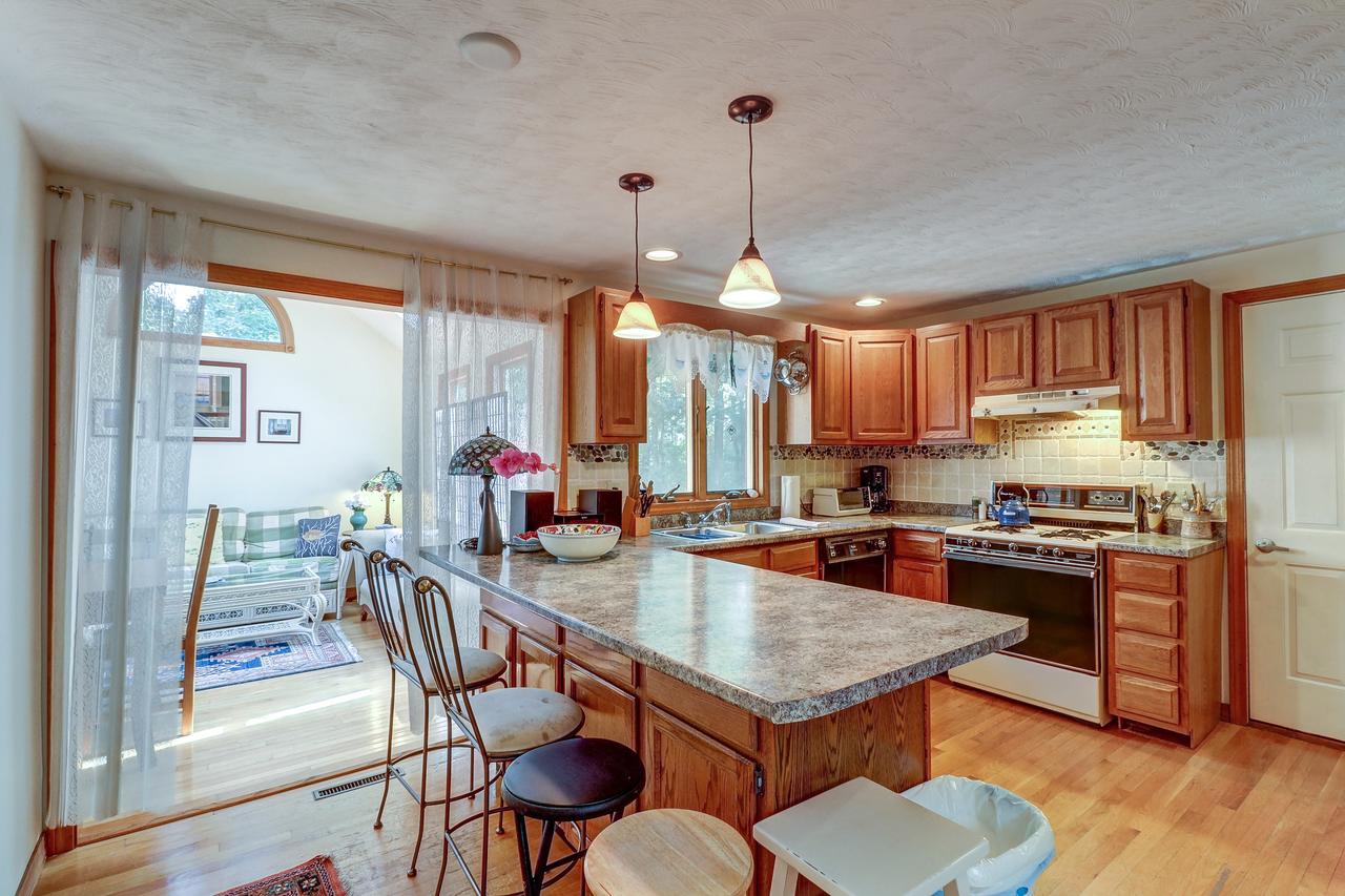 Hyannis Hideaway - thumb 6