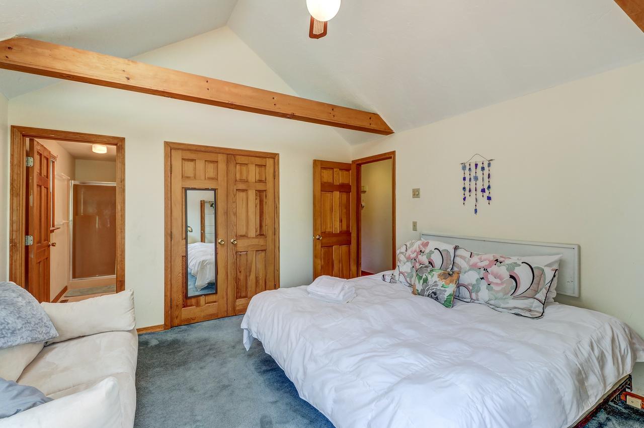 Hyannis Hideaway - thumb 14