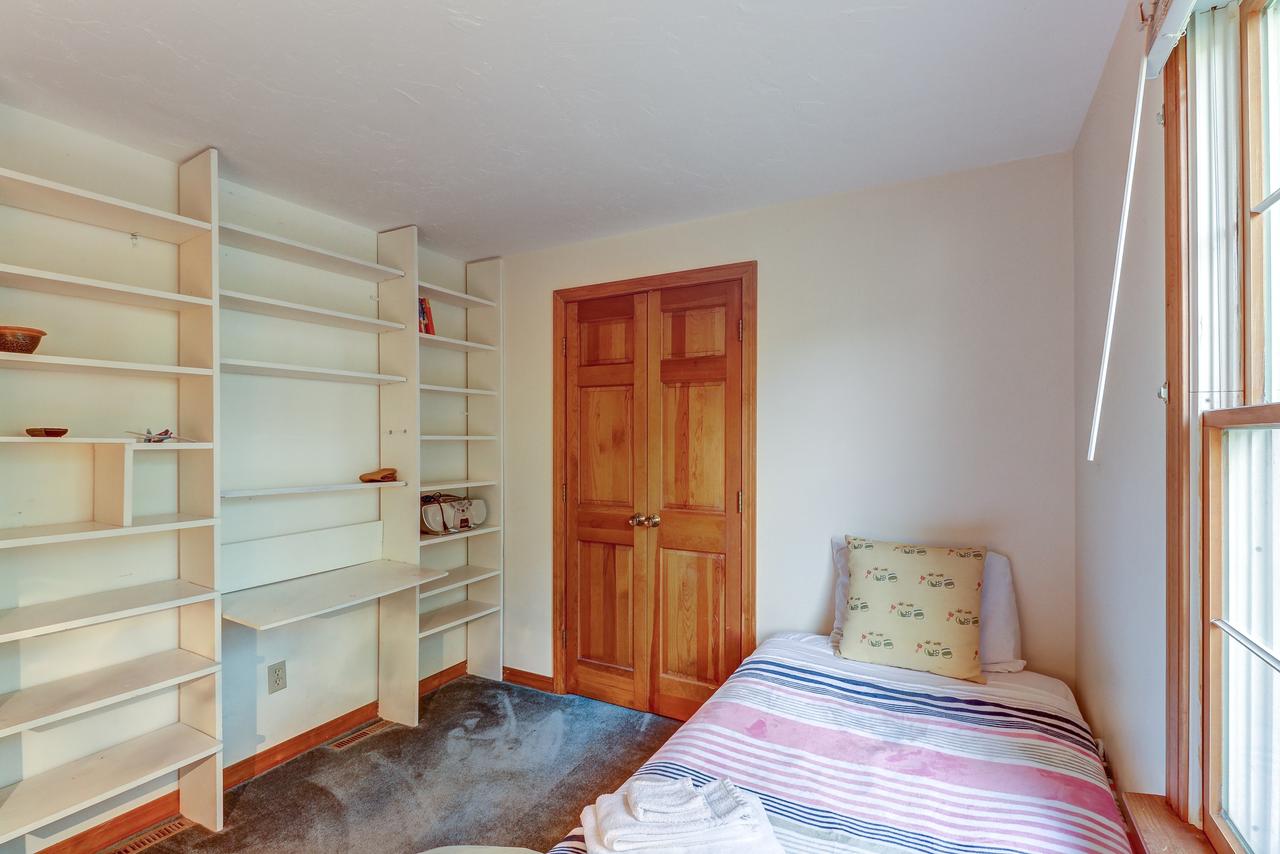 Hyannis Hideaway - thumb 23