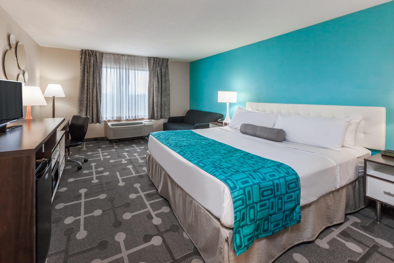 Howard Johnson By Wyndham Romulus Detroit Metro Airport - thumb 10