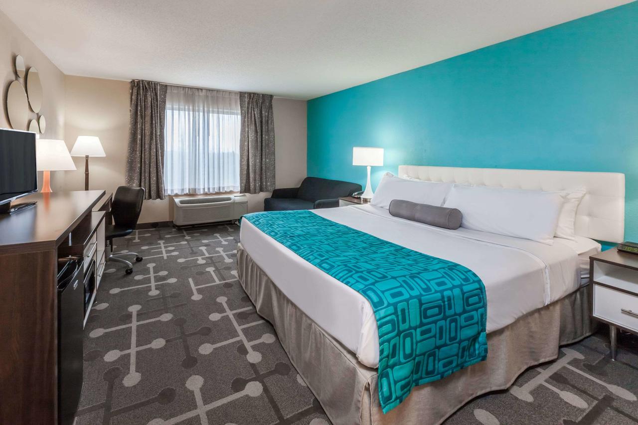 Howard Johnson By Wyndham Romulus Detroit Metro Airport - thumb 27