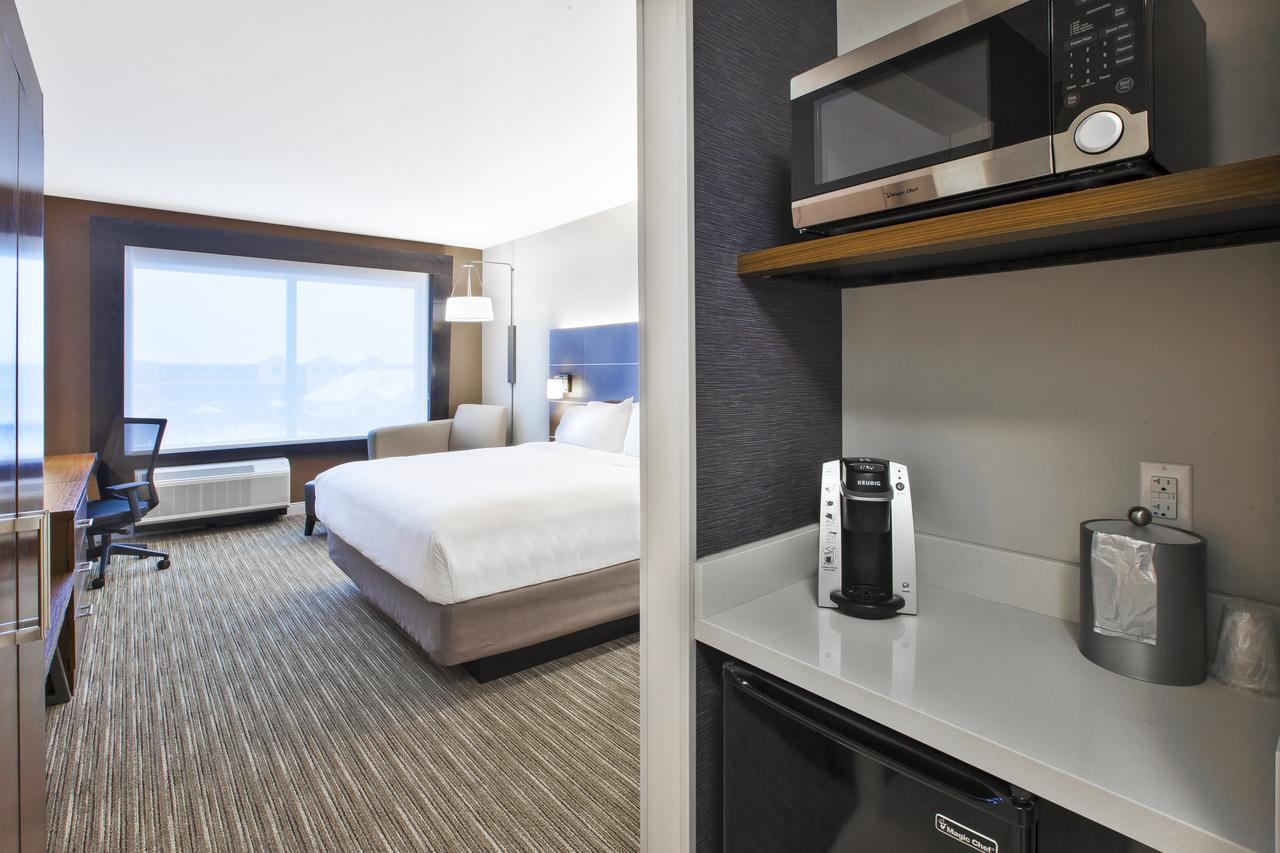 Holiday Inn Express & Suites - Okemos - University Area - thumb 6