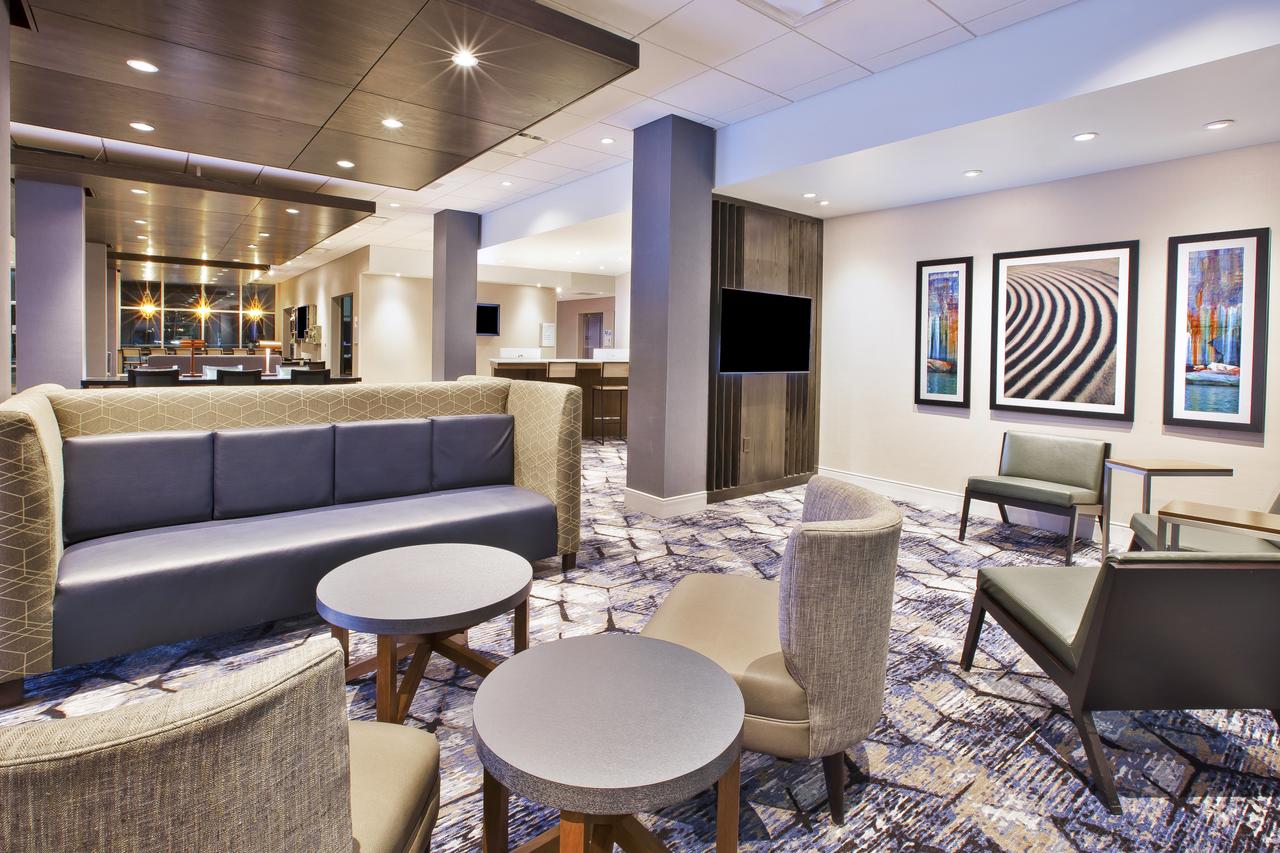Holiday Inn Express & Suites - Okemos - University Area - thumb 8