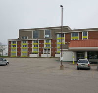 Days Inn  Suites by Wyndham Grand Rapids Near Downtown - Accommodation Los Angeles