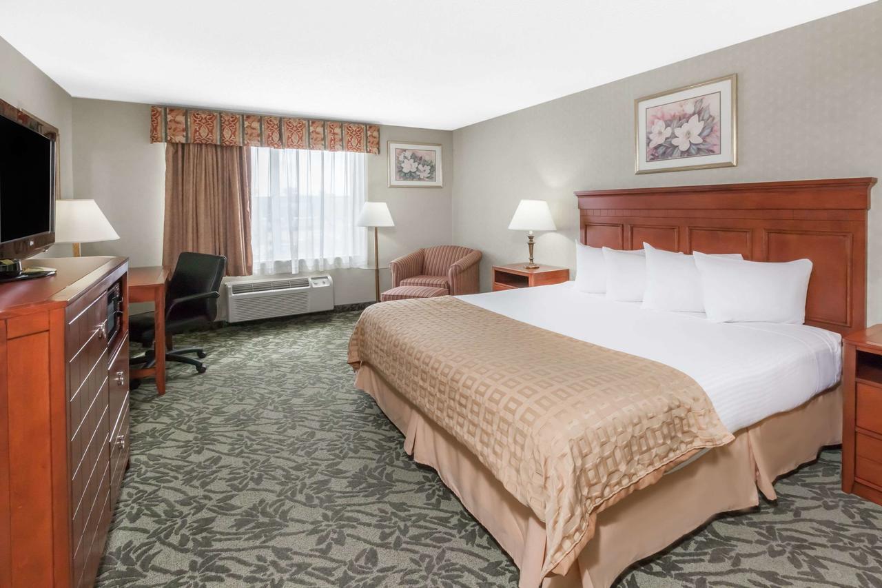 Baymont By Wyndham Grand Rapids N/Walker - thumb 17