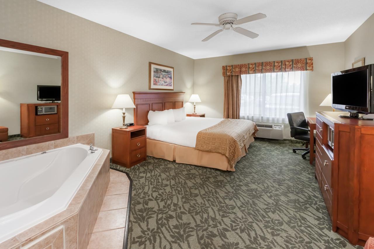 Baymont By Wyndham Grand Rapids N/Walker - thumb 2
