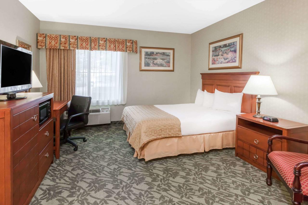 Baymont By Wyndham Grand Rapids N/Walker - thumb 19
