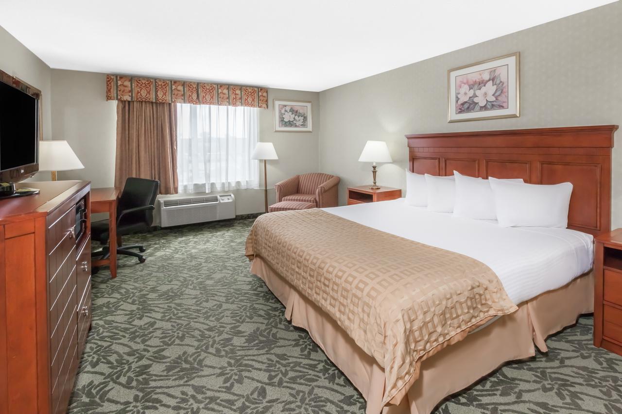 Baymont By Wyndham Grand Rapids N/Walker - thumb 4