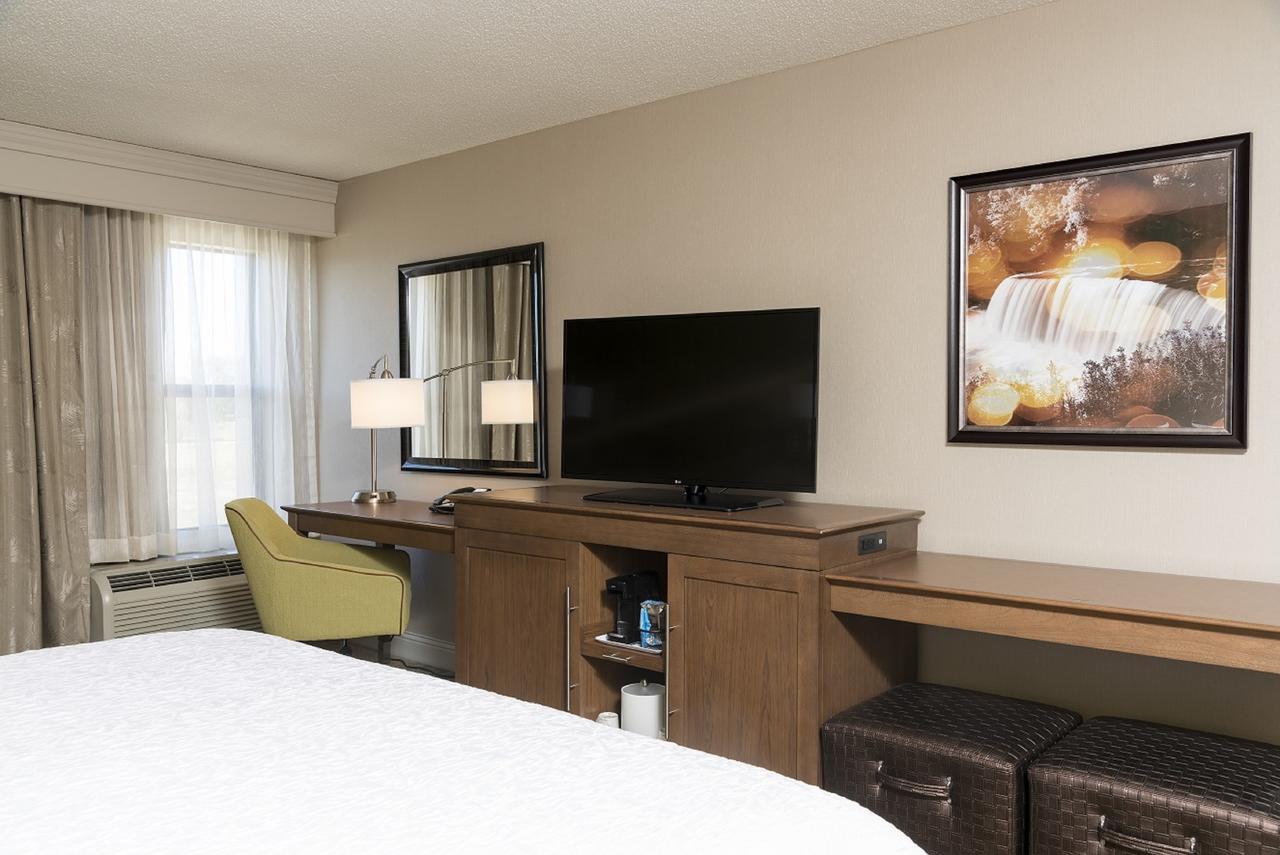 Hampton Inn Mount Pleasant - thumb 3