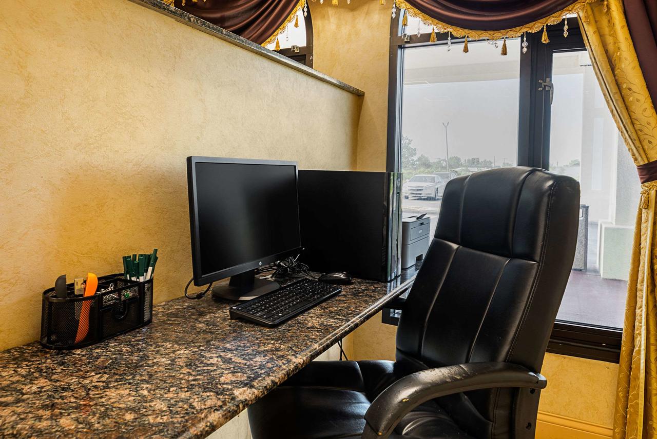 Quality Inn & Suites Coldwater - thumb 26