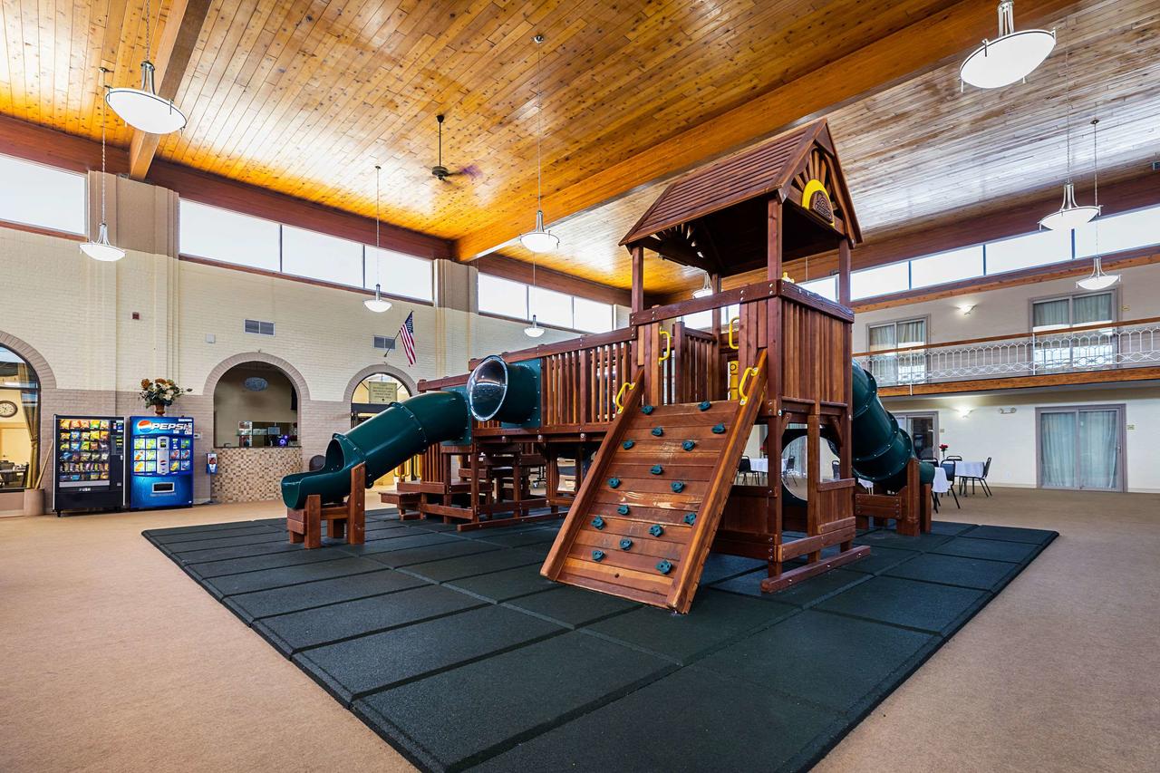 Quality Inn & Suites Coldwater - thumb 31