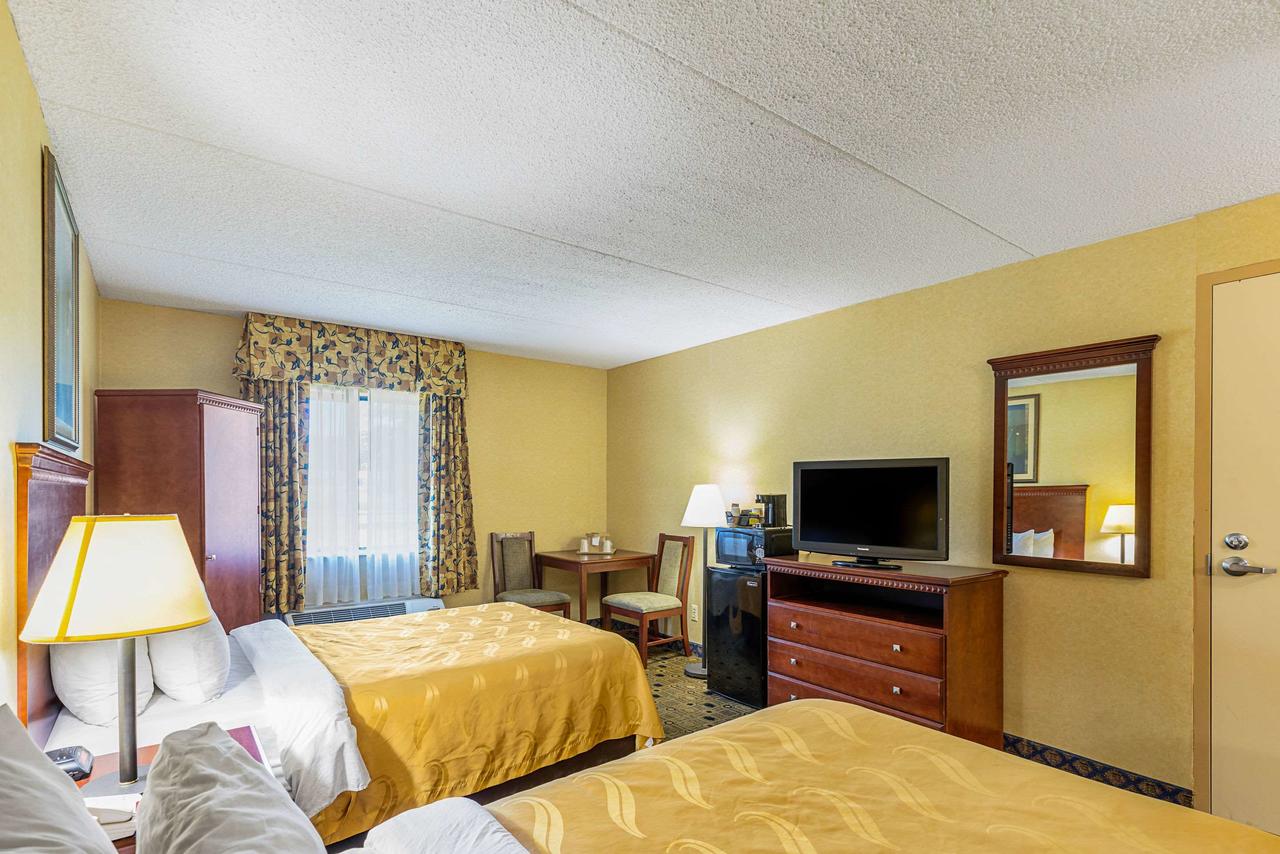 Quality Inn & Suites Coldwater - thumb 24