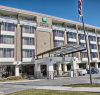Holiday Inn Express Detroit-Birmingham - Accommodation Los Angeles