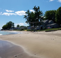 LAKE HURON BEACH SUITE - Accommodation Los Angeles