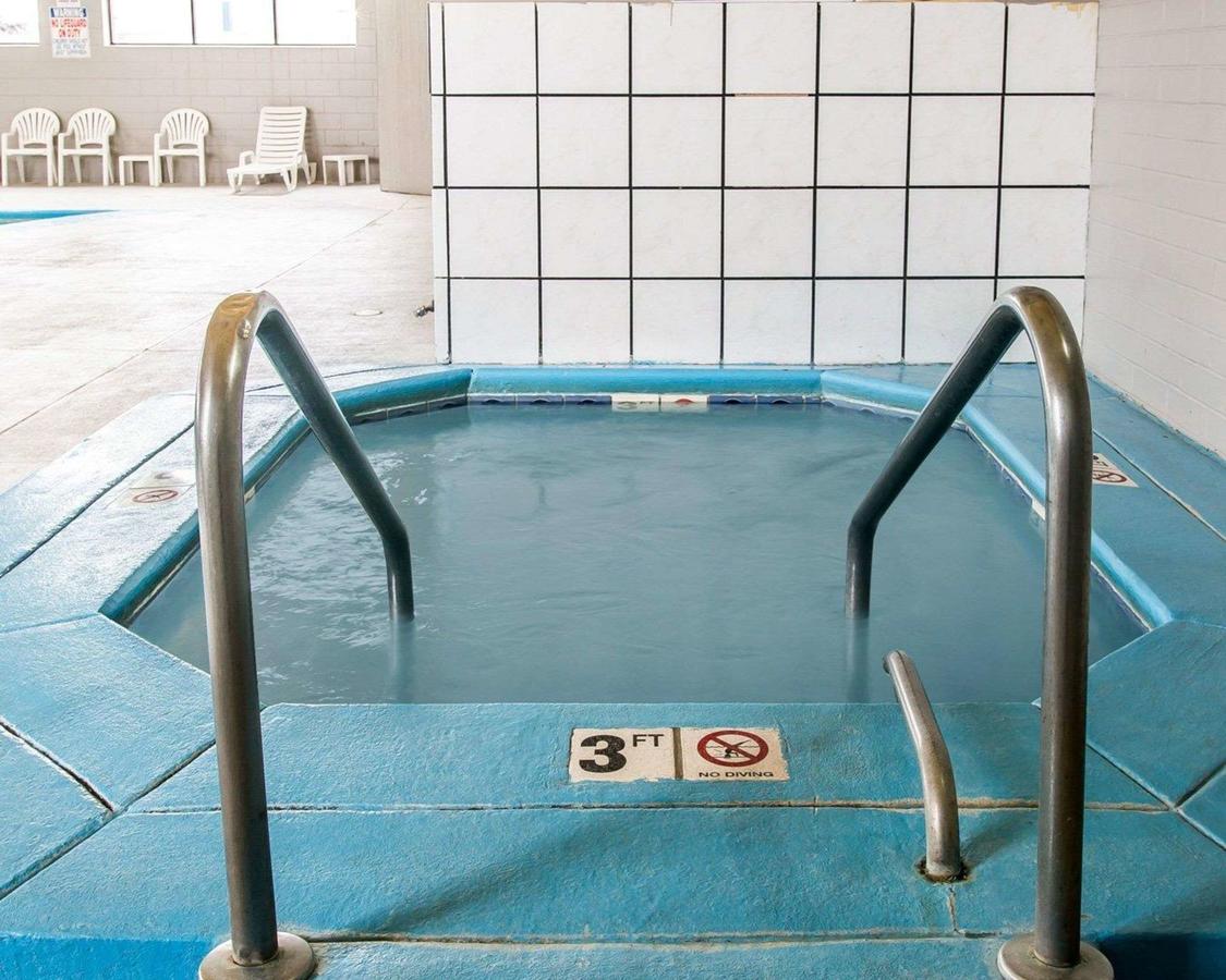 Clarion Inn Kalamazoo - thumb 1