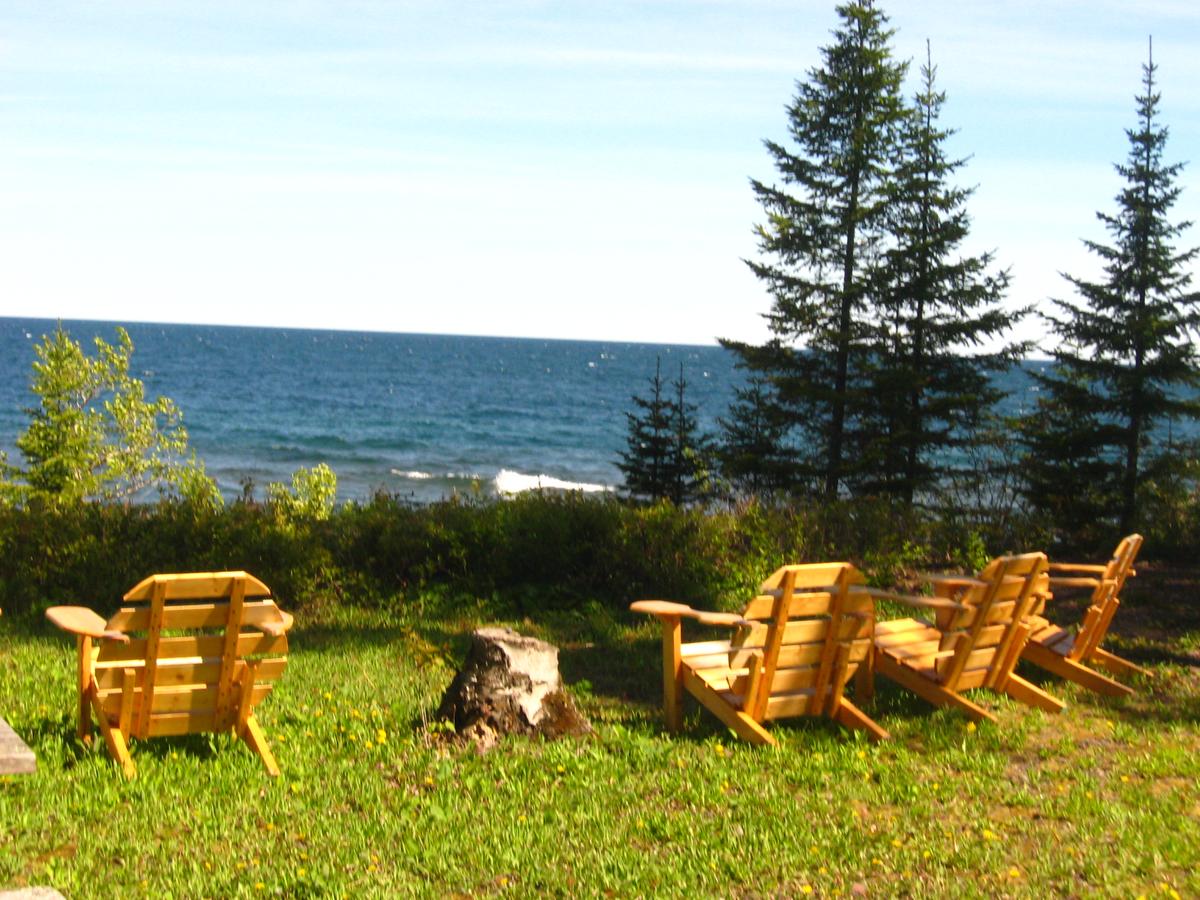 Eagle Lodge Lakeside Cabin 10 - thumb 2