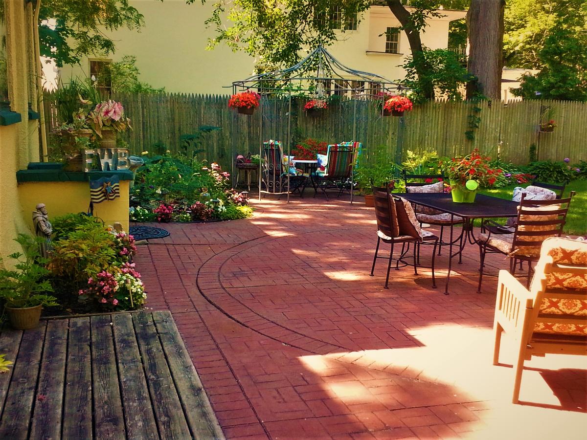 Festive West Bed & BreakFest - thumb 22