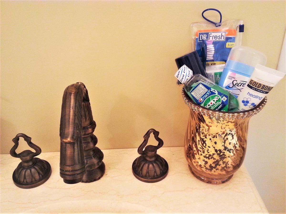 Festive West Bed & BreakFest - thumb 3