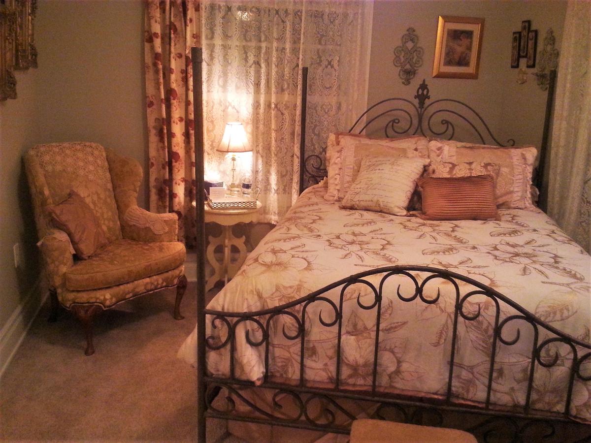 Festive West Bed & BreakFest - thumb 18