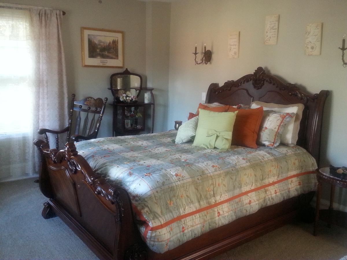 Festive West Bed & BreakFest - thumb 42