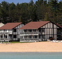 Waterfront Inn Mackinaw City - Accommodation Los Angeles