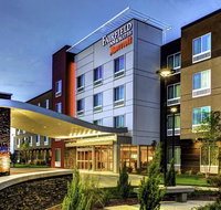 Fairfield Inn  Suites by Marriott Lansing at Eastwood - Accommodation Los Angeles