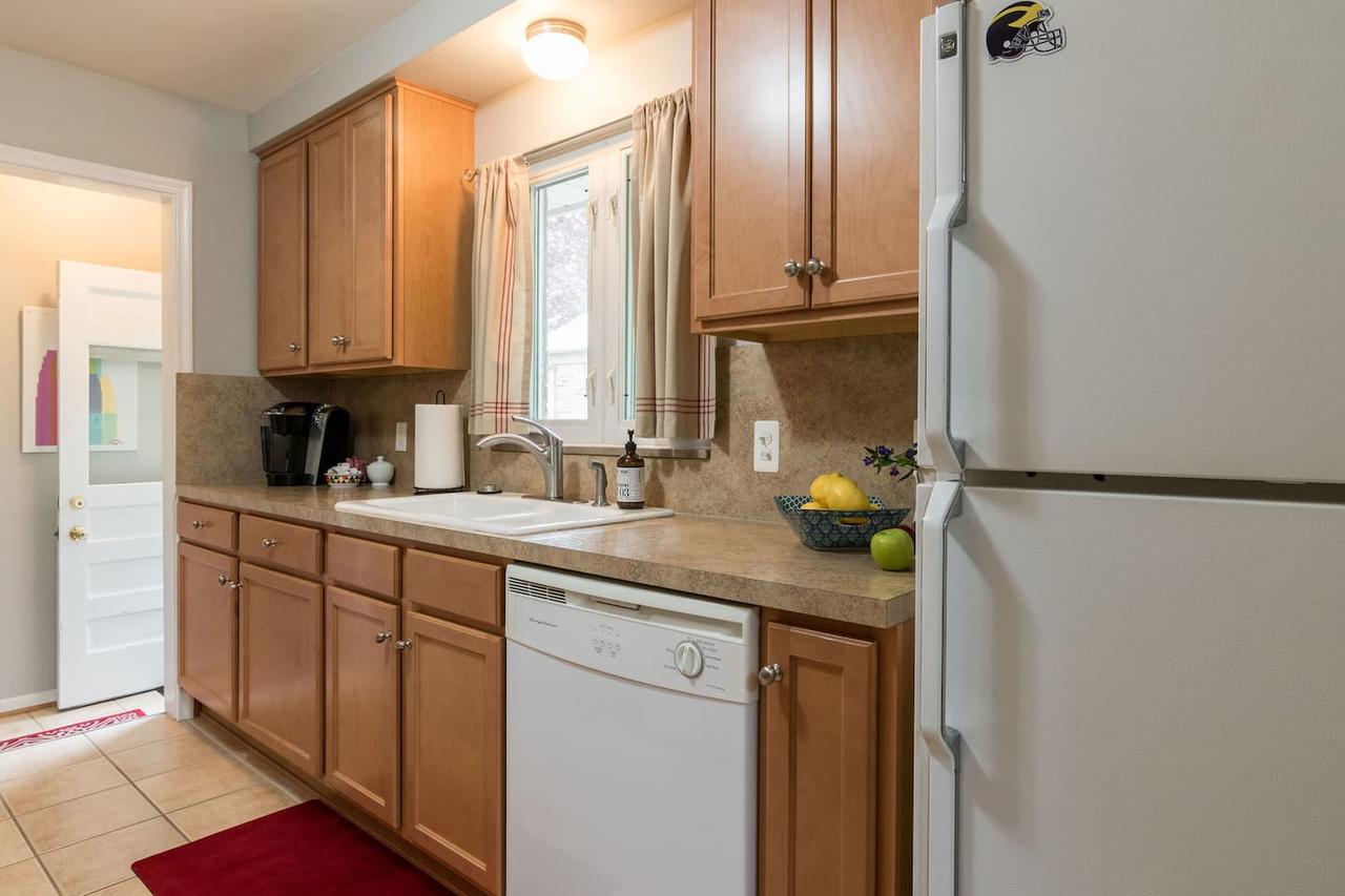 The Woodslee House! - thumb 24