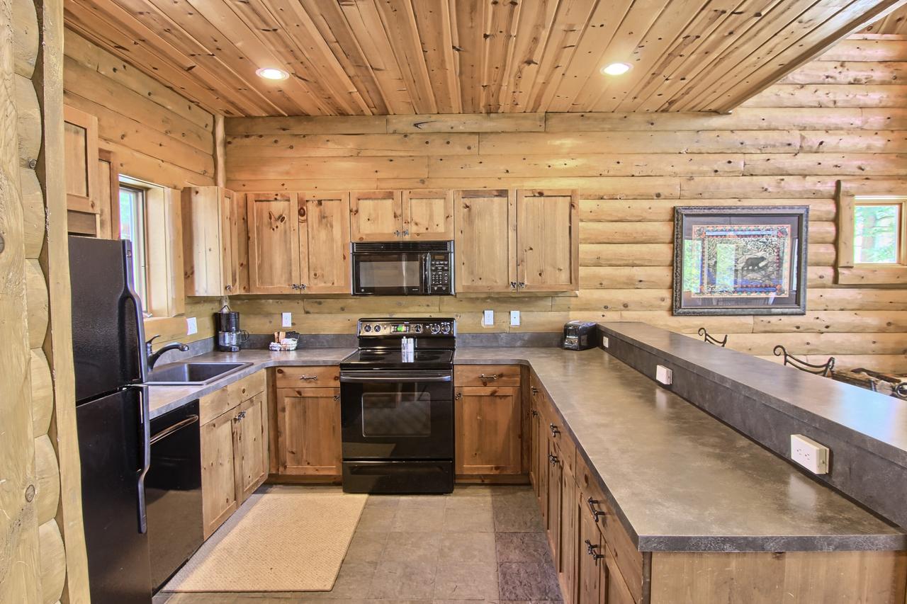 801 Mountain Cabin - thumb 2