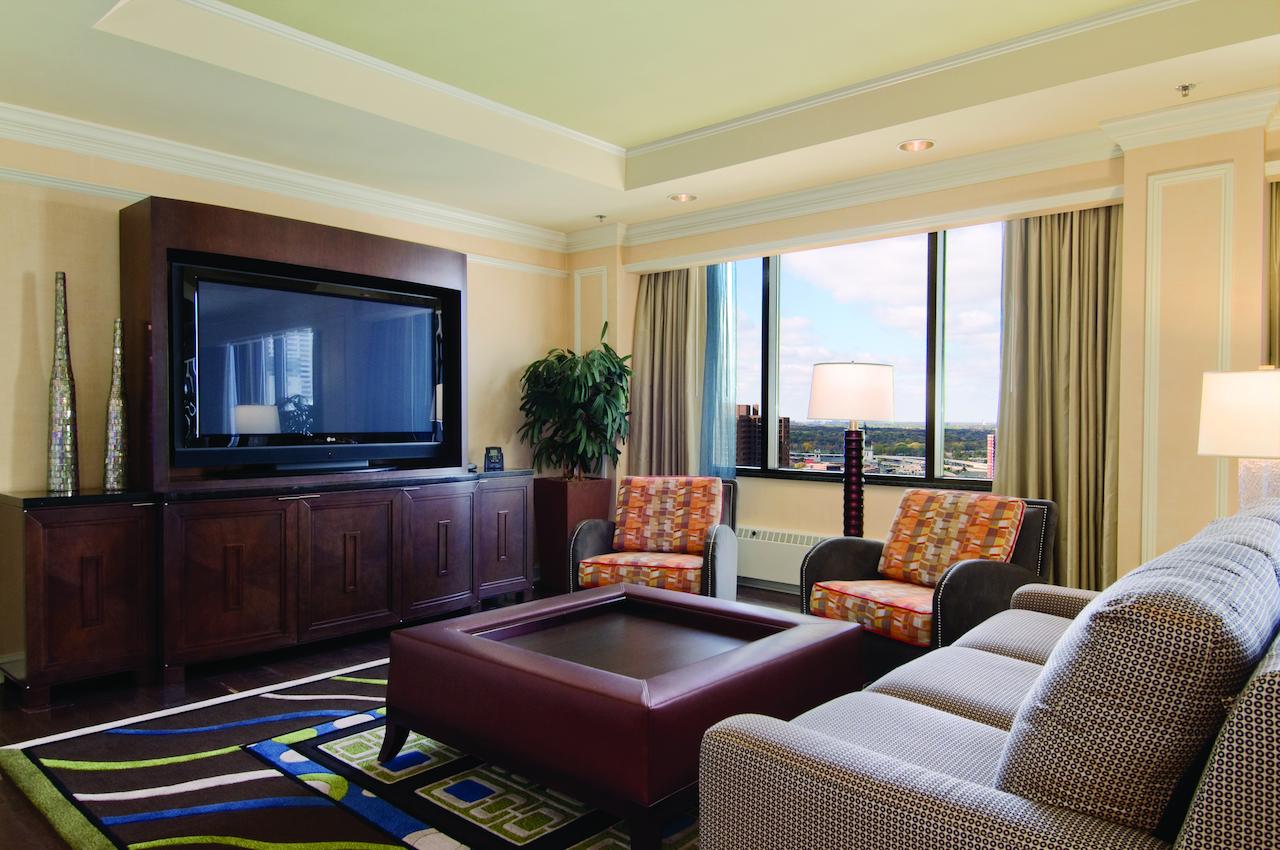Hilton Minneapolis - thumb 16