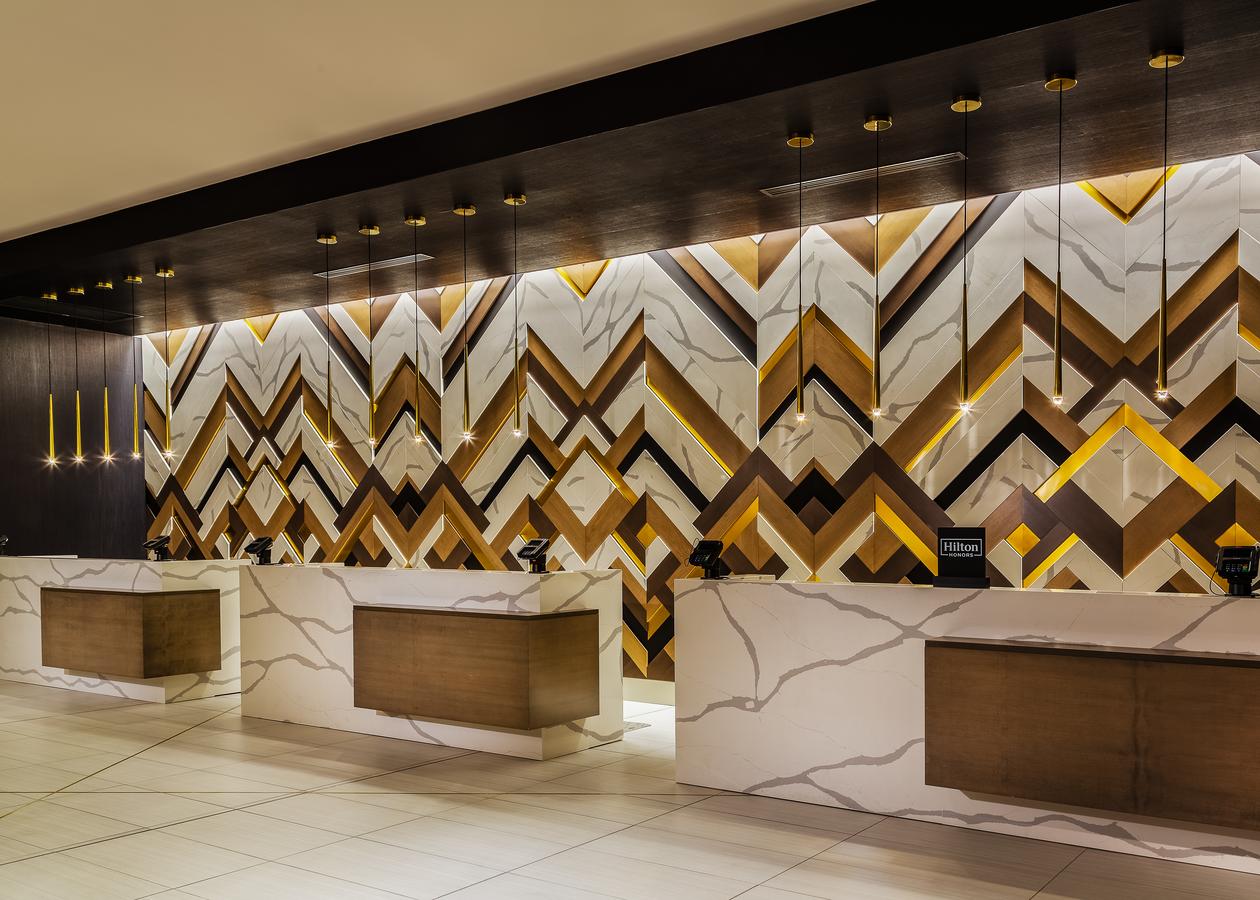 Hilton Minneapolis - thumb 3