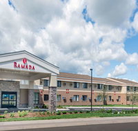 Ramada by Wyndham Minneapolis Golden Valley - Accommodation Los Angeles