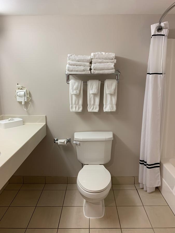University Inn - thumb 2